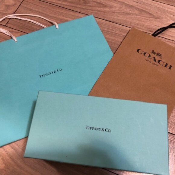 Authentic Tiffany & Coach Paper Bags and Tiffany Empty Box - Picture 1 of 16